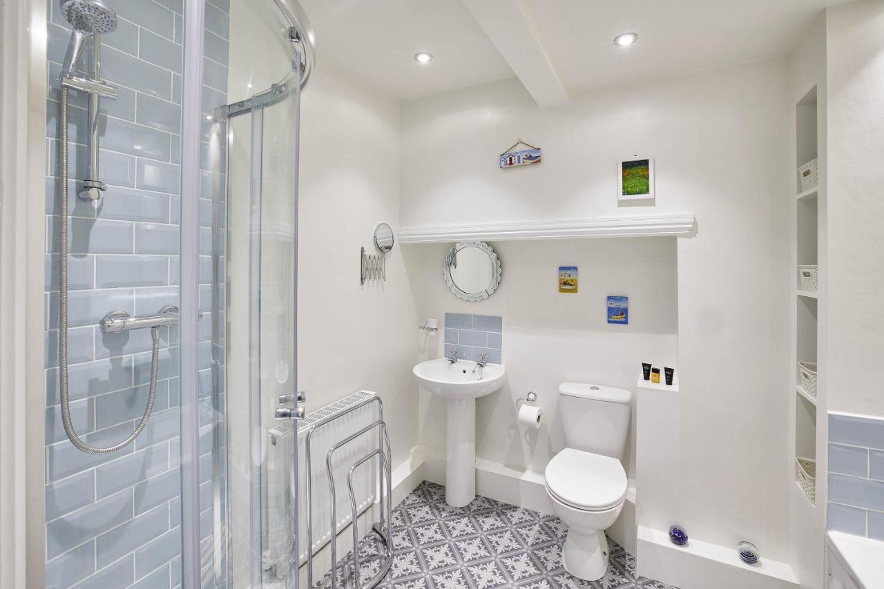 Host & Stay - Willow Cottage Хелмсли Екстериор снимка